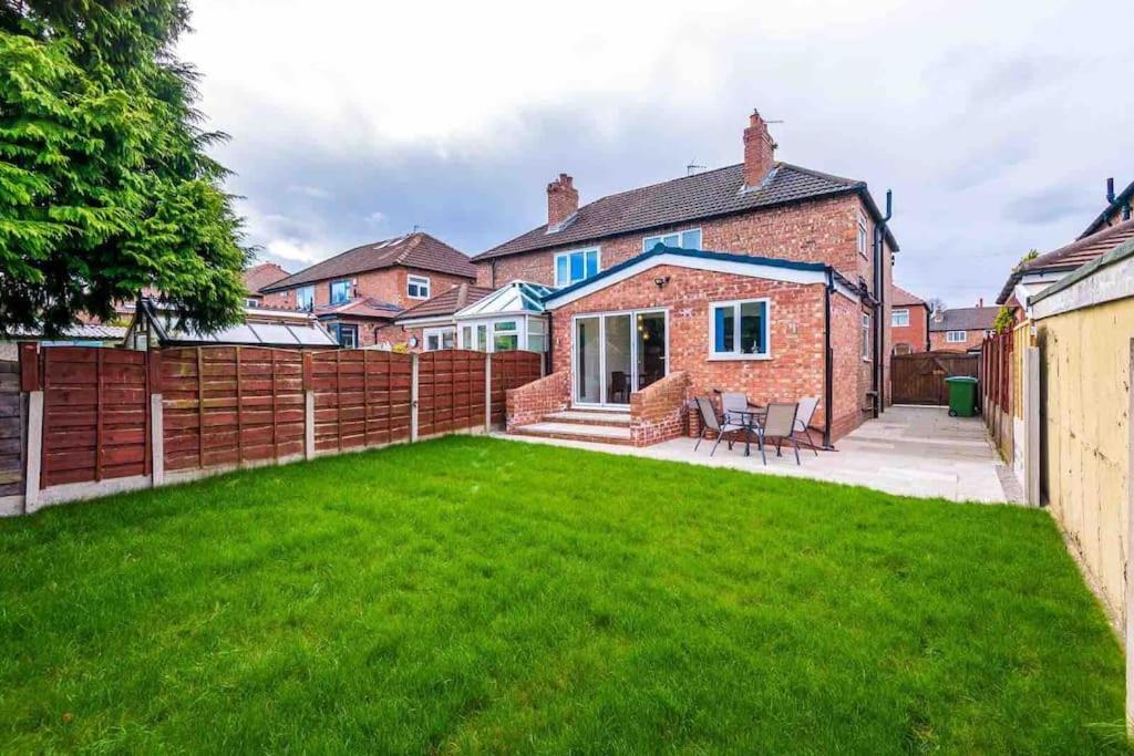 Sandileigh House By Yourstays - Luxurious 3 Bedroom House In Altrincham Luaran gambar